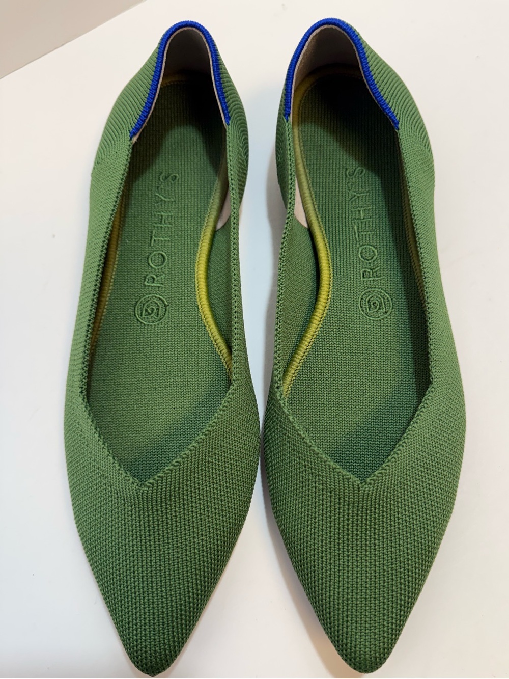 Rothy’s The Point Flats Women’s 9.5 Emerald Forest Green Blue Trim Pointed Toe